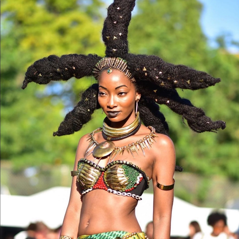 Meet your Posher, Jaquana